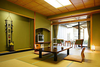 אטאמי Hotelzuiyoofyugawara מראה חיצוני תמונה